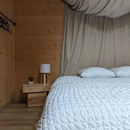 Au Jardin Secret, Hyper Centre, Terrasse * דיז'ון